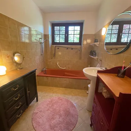 Chambre Dans Une Charentaise